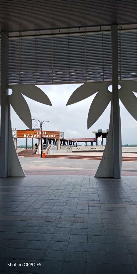 Rumah Tamu Azizah Kampong Tanjong Bayan Exteriör bild